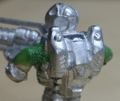 orc_hmg_left_arm_green_03